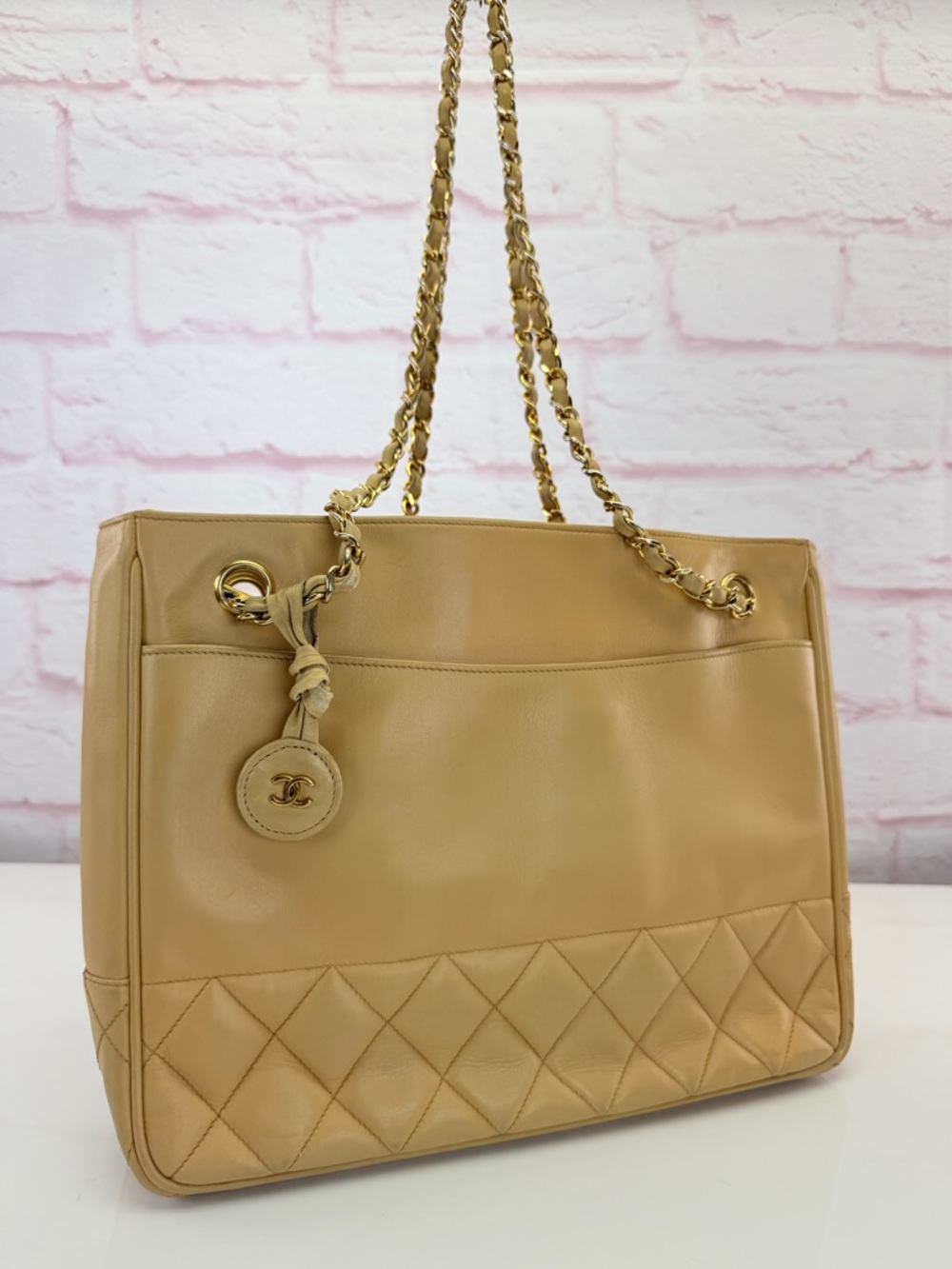CHANEL Tan Matelasse Quilted Leather Shoulder Tote Vintage